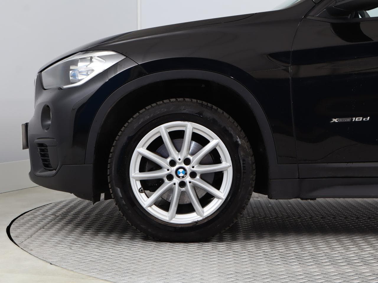 2017 BMW X1 - 19