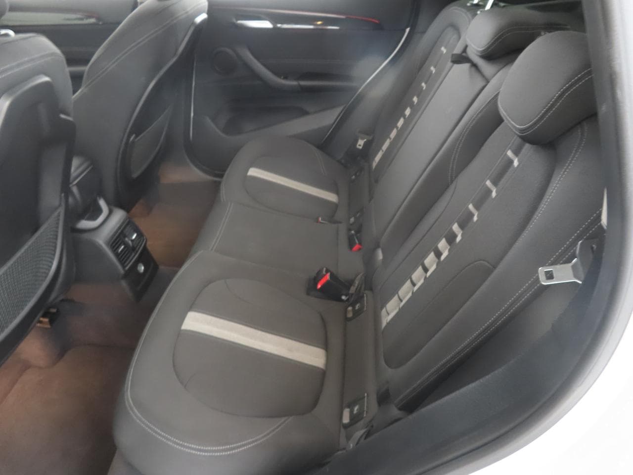 2016 BMW X1 - 15