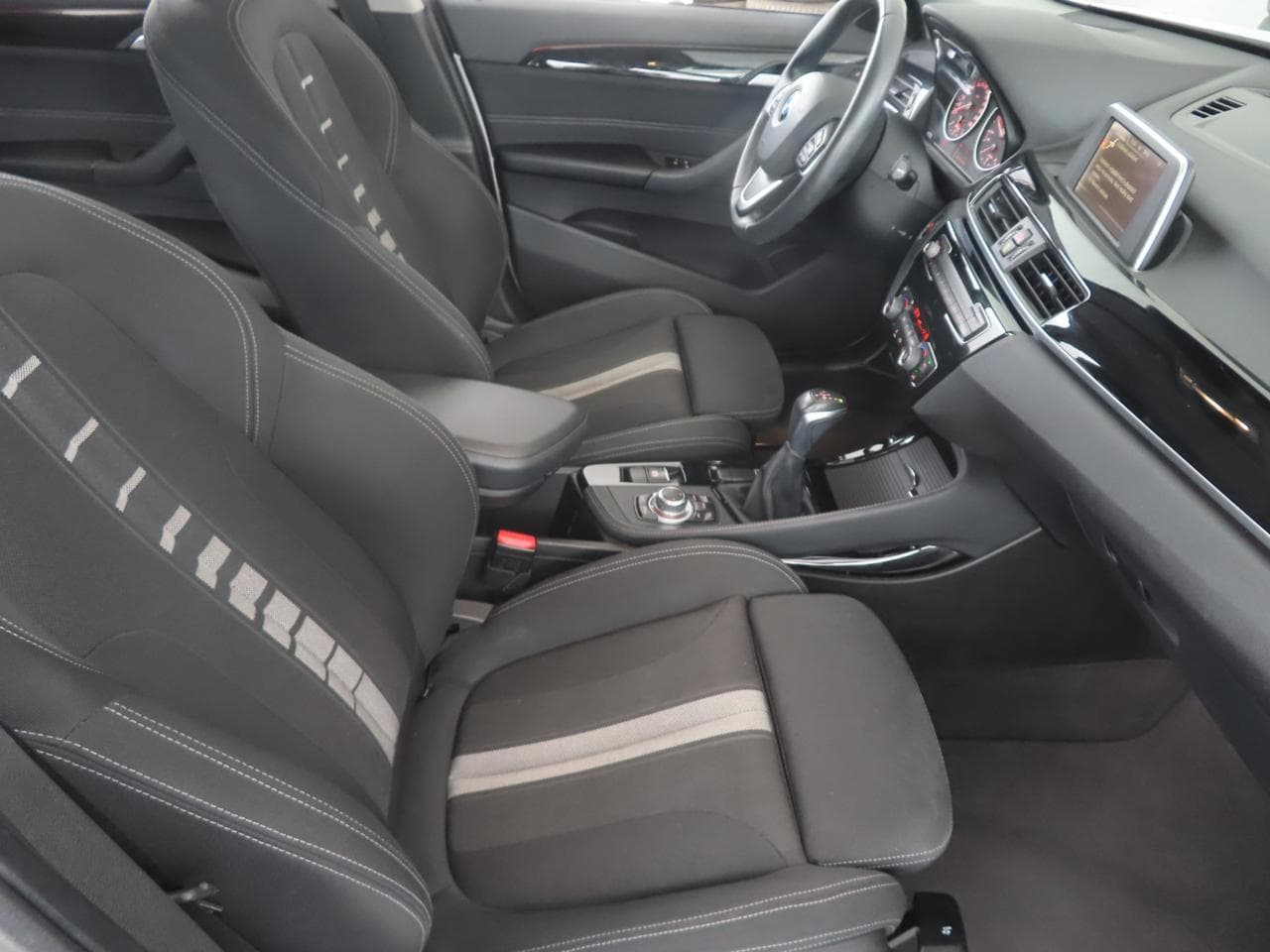 2016 BMW X1 - 12