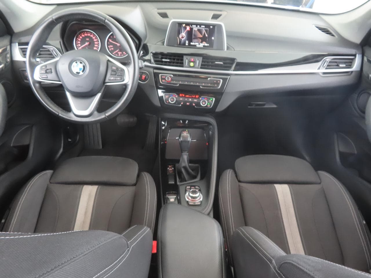 2016 BMW X1 - 10