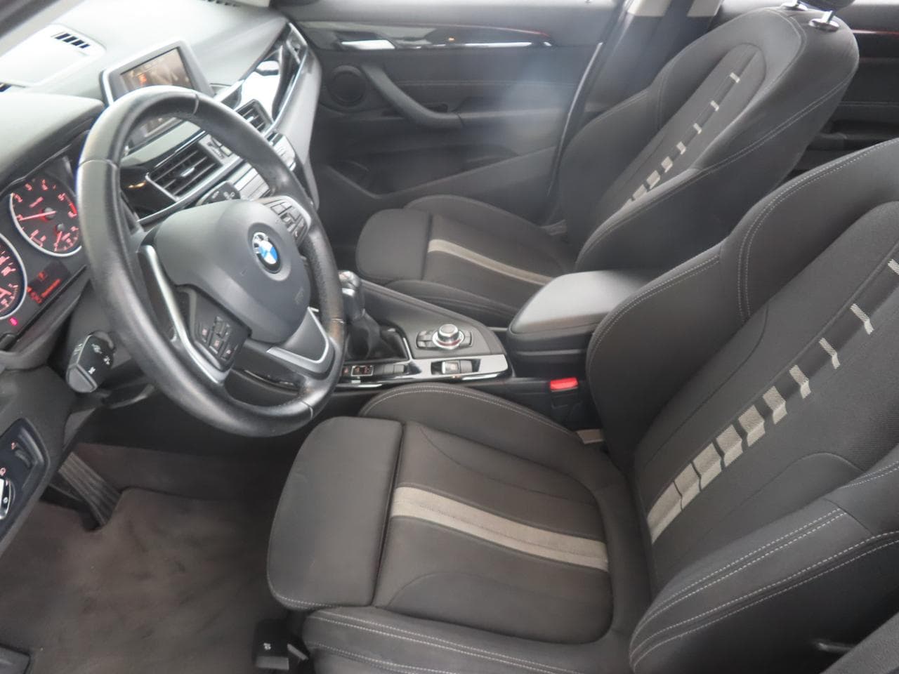 2016 BMW X1 - 16