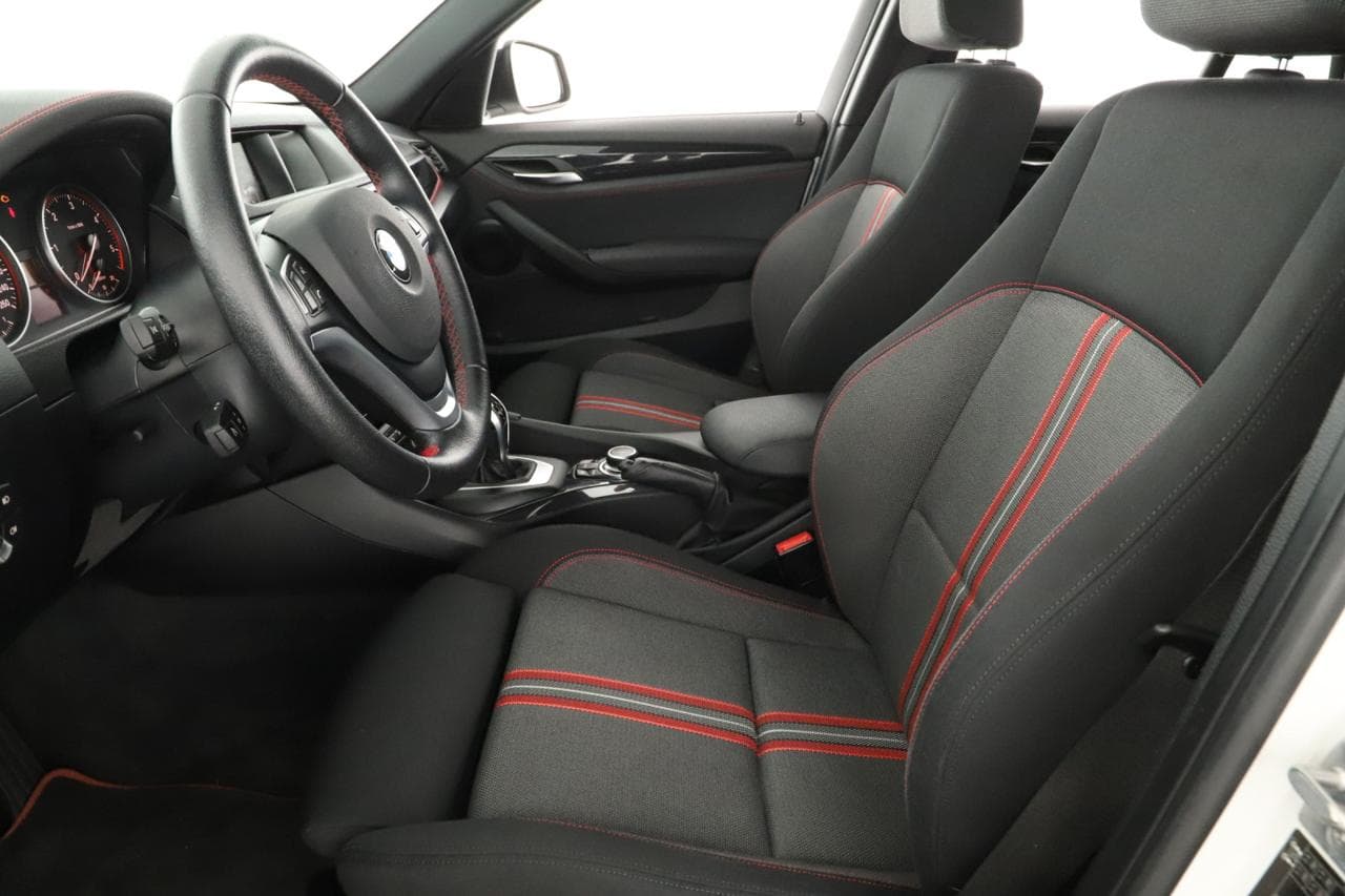 2015 BMW X1 - 13