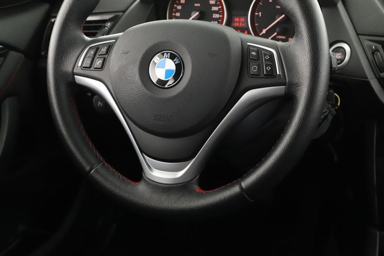 2015 BMW X1 - 14