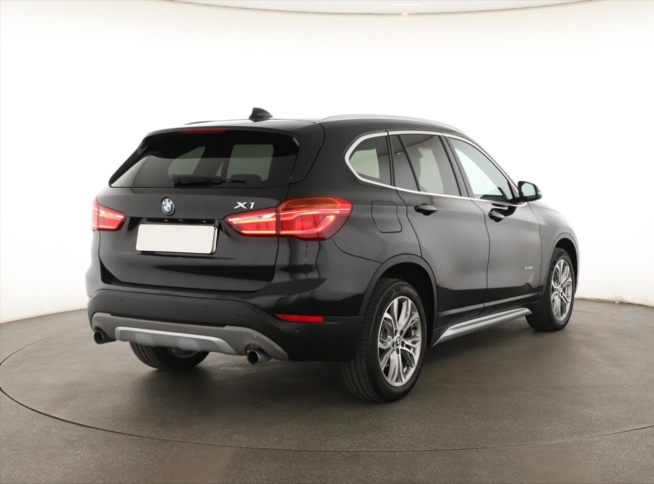 2017 BMW X1 - 7