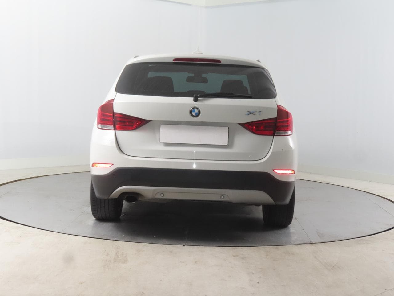 2013 BMW X1 - 6