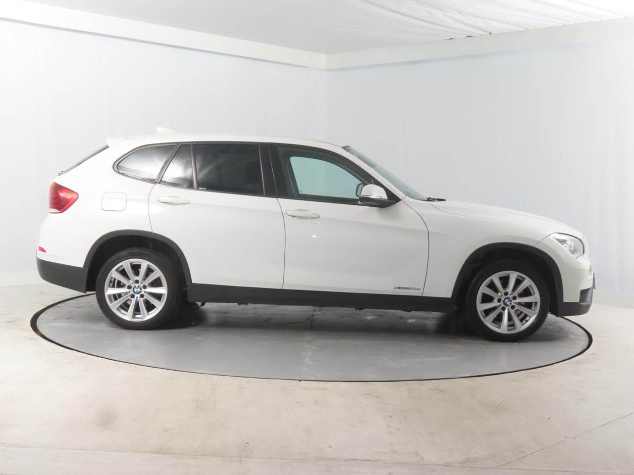 2013 BMW X1 - 8