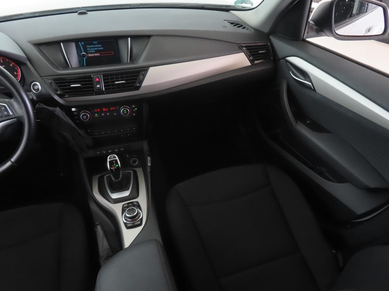 2013 BMW X1 - 11
