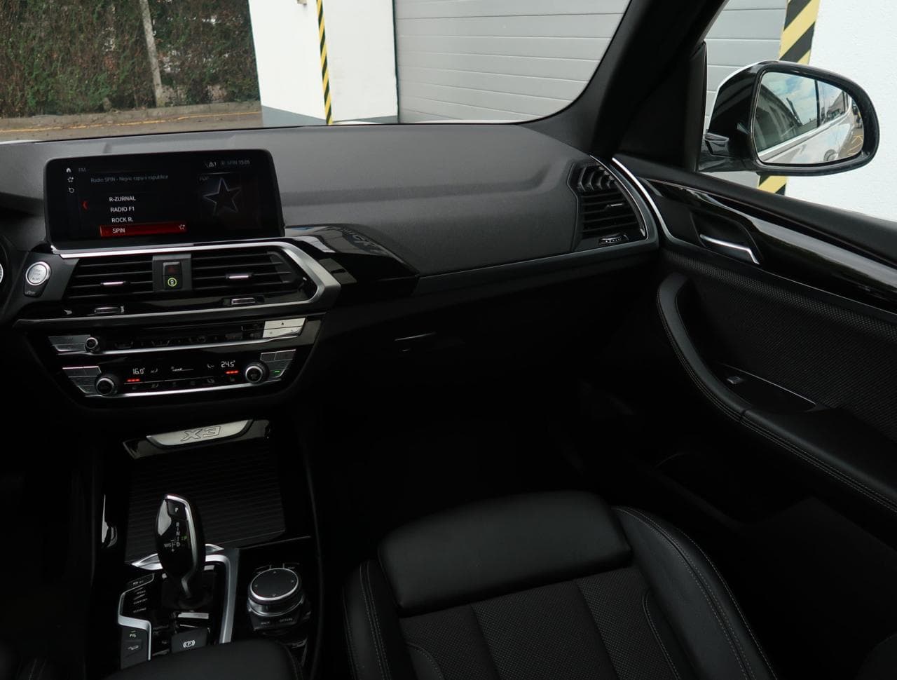2018 BMW X3 - 11