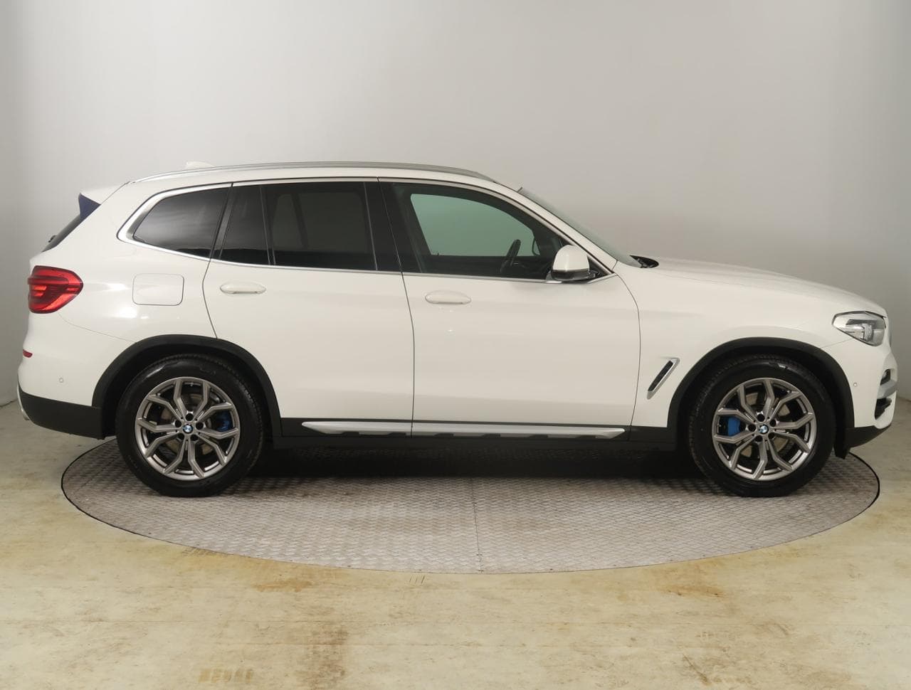 2018 BMW X3 - 8