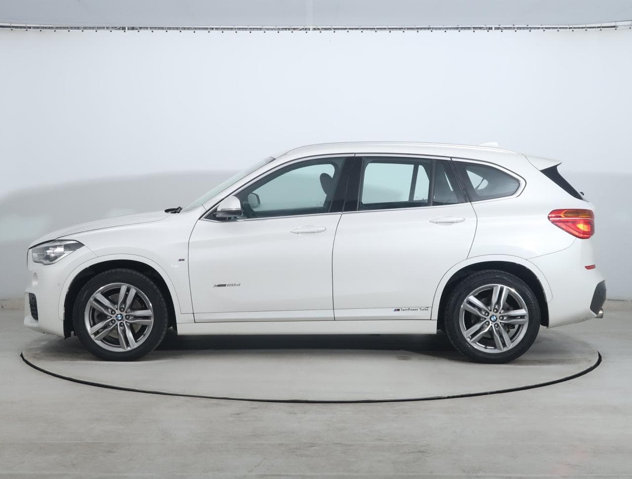 2017 BMW X1 - 4