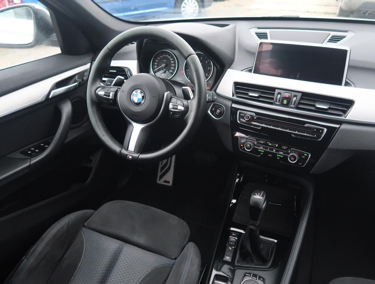 2017 BMW X1 - 9
