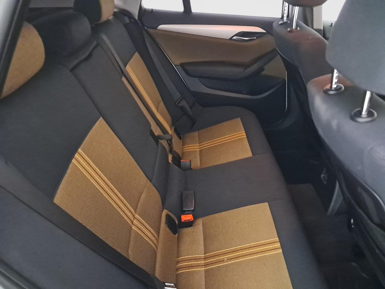 2010 BMW X1 - 13