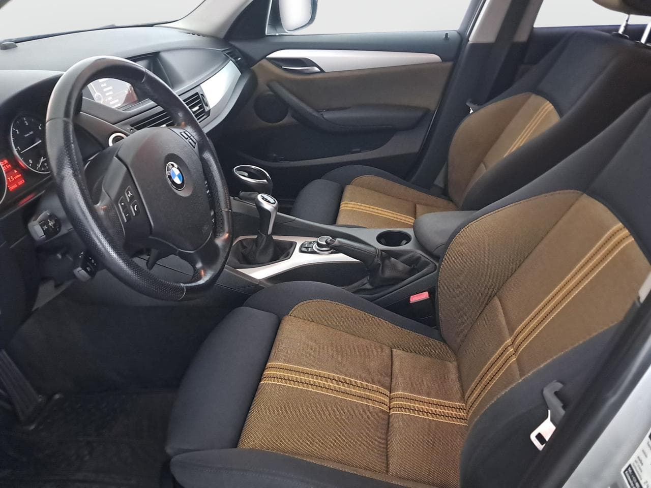 2010 BMW X1 - 16