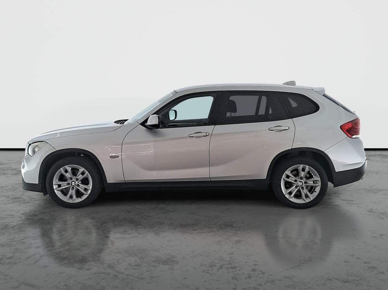 2010 BMW X1 - 8