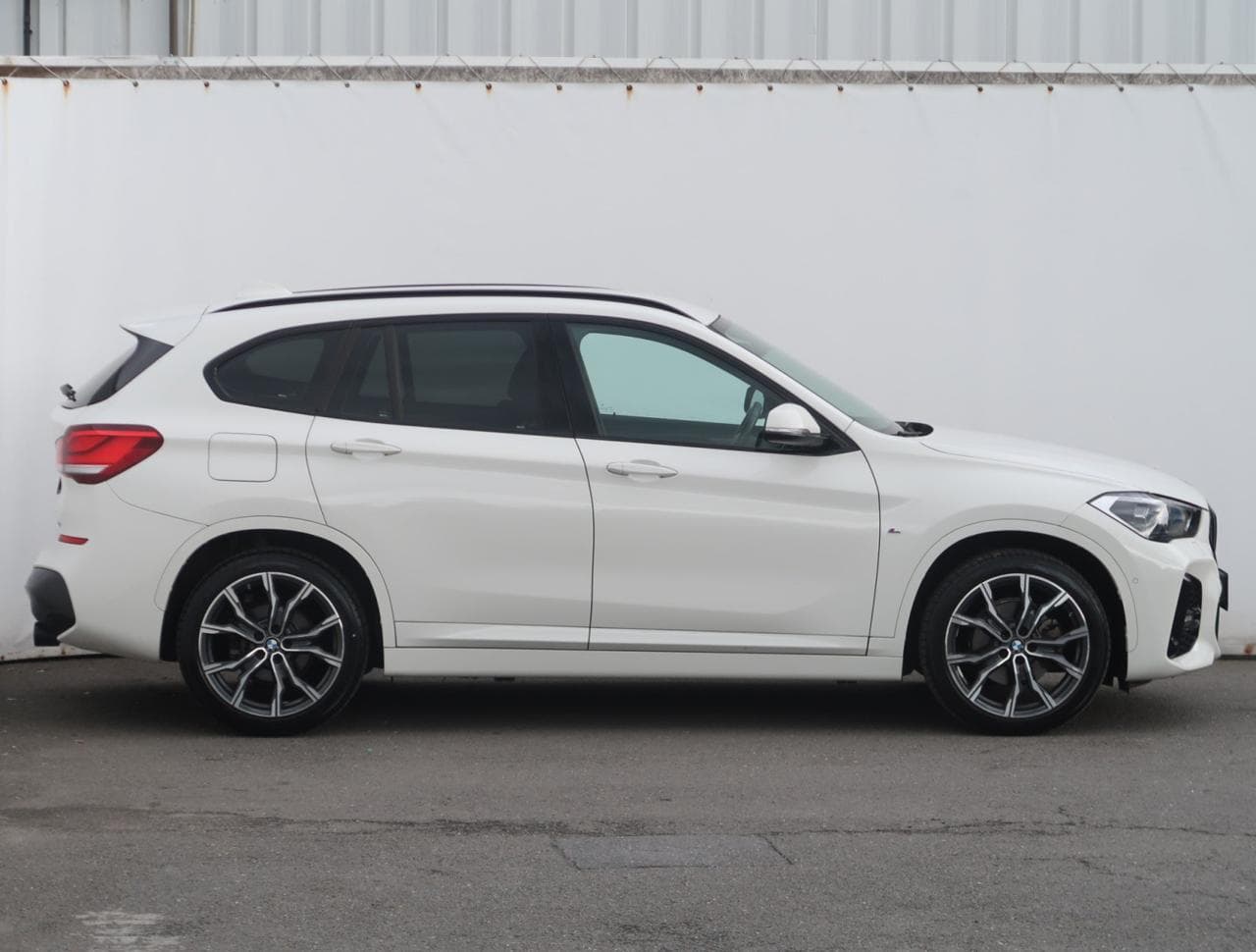 2022 BMW X1 - 8