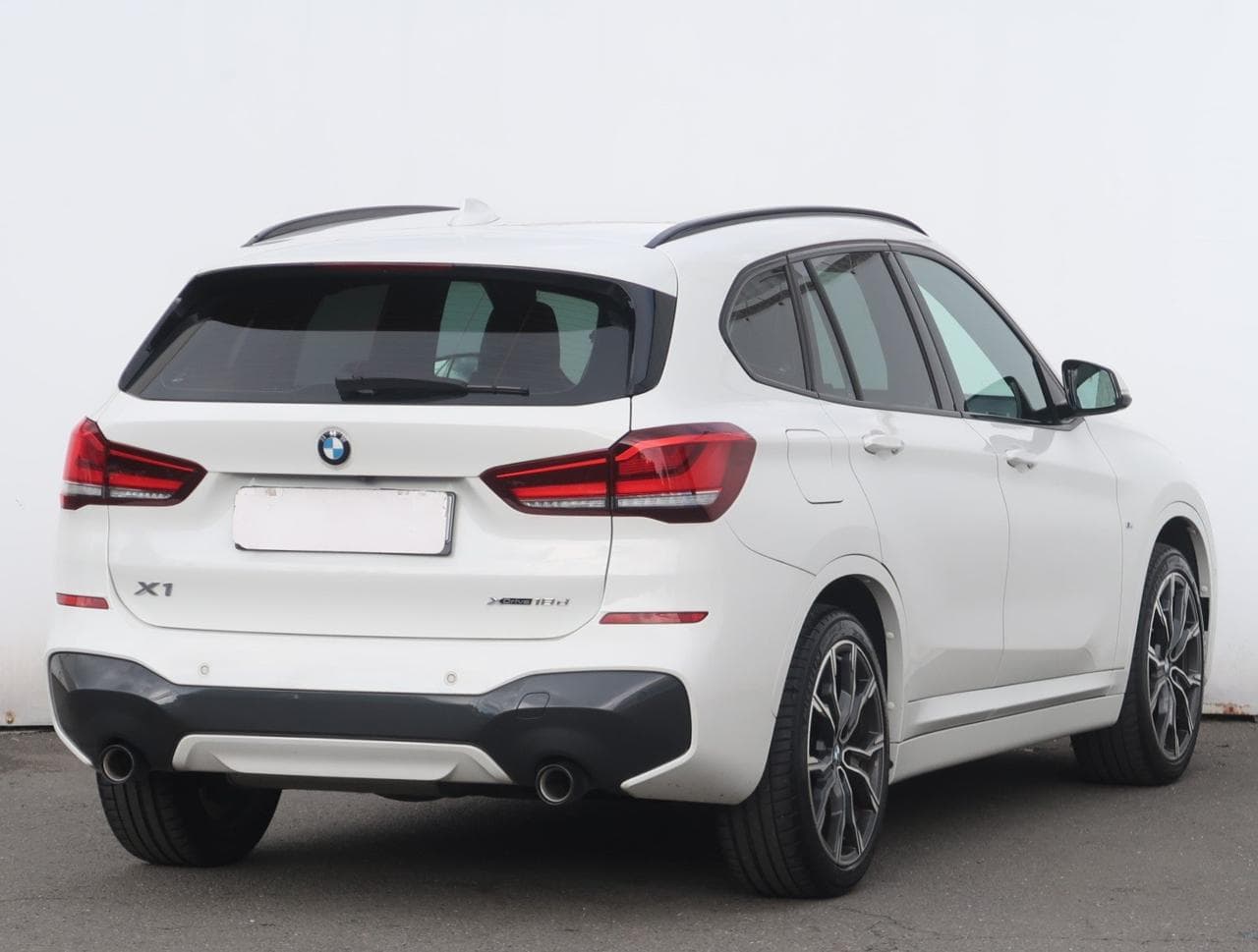 2022 BMW X1 - 7