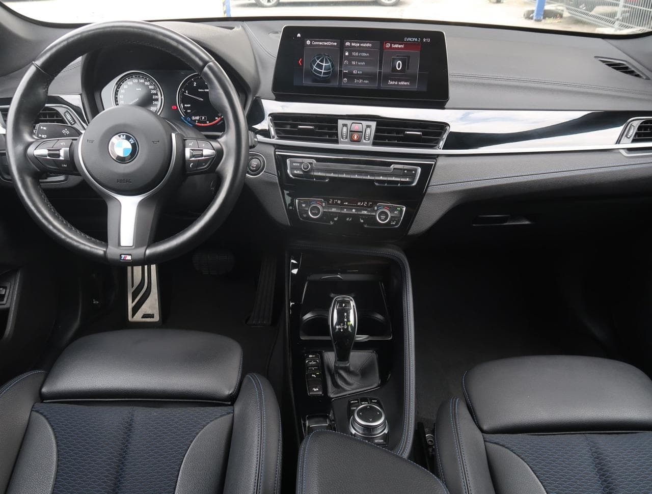 2022 BMW X1 - 10