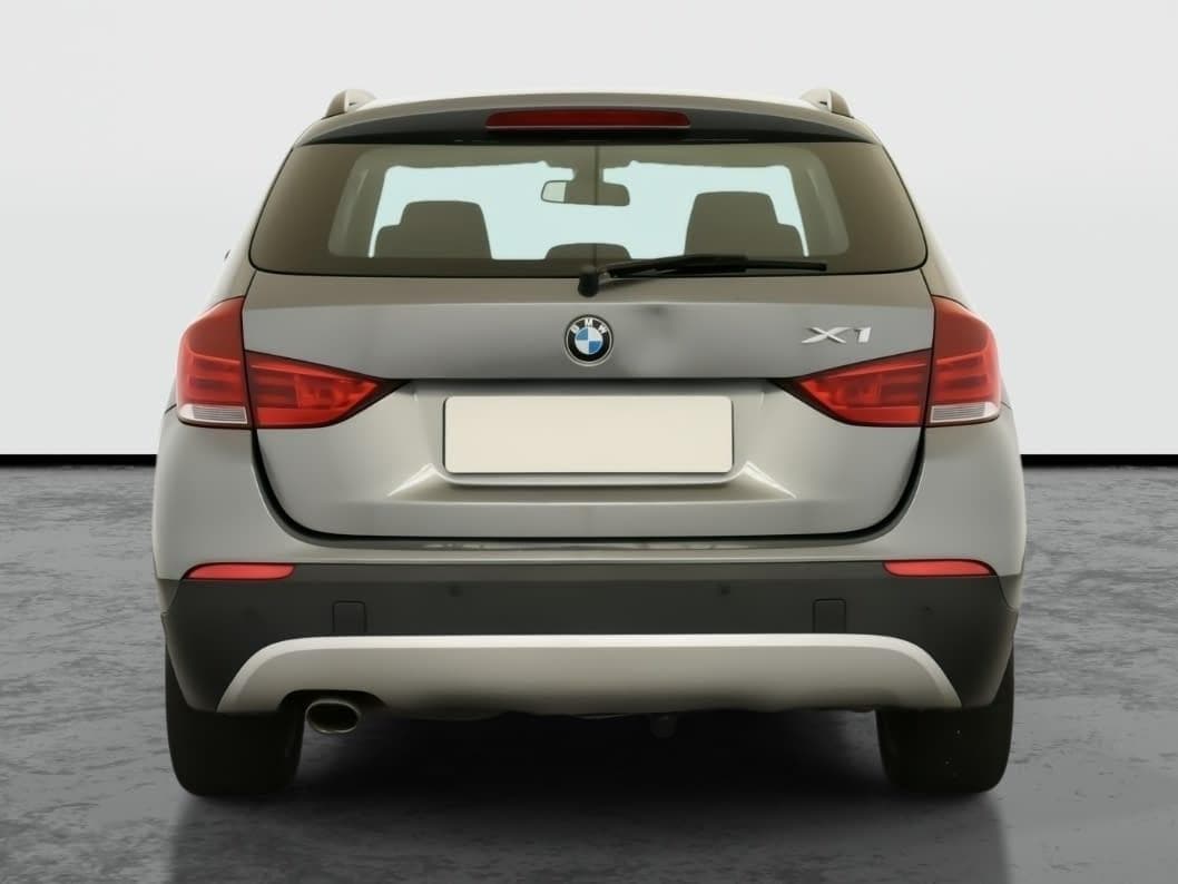 2011 BMW X1 - 6