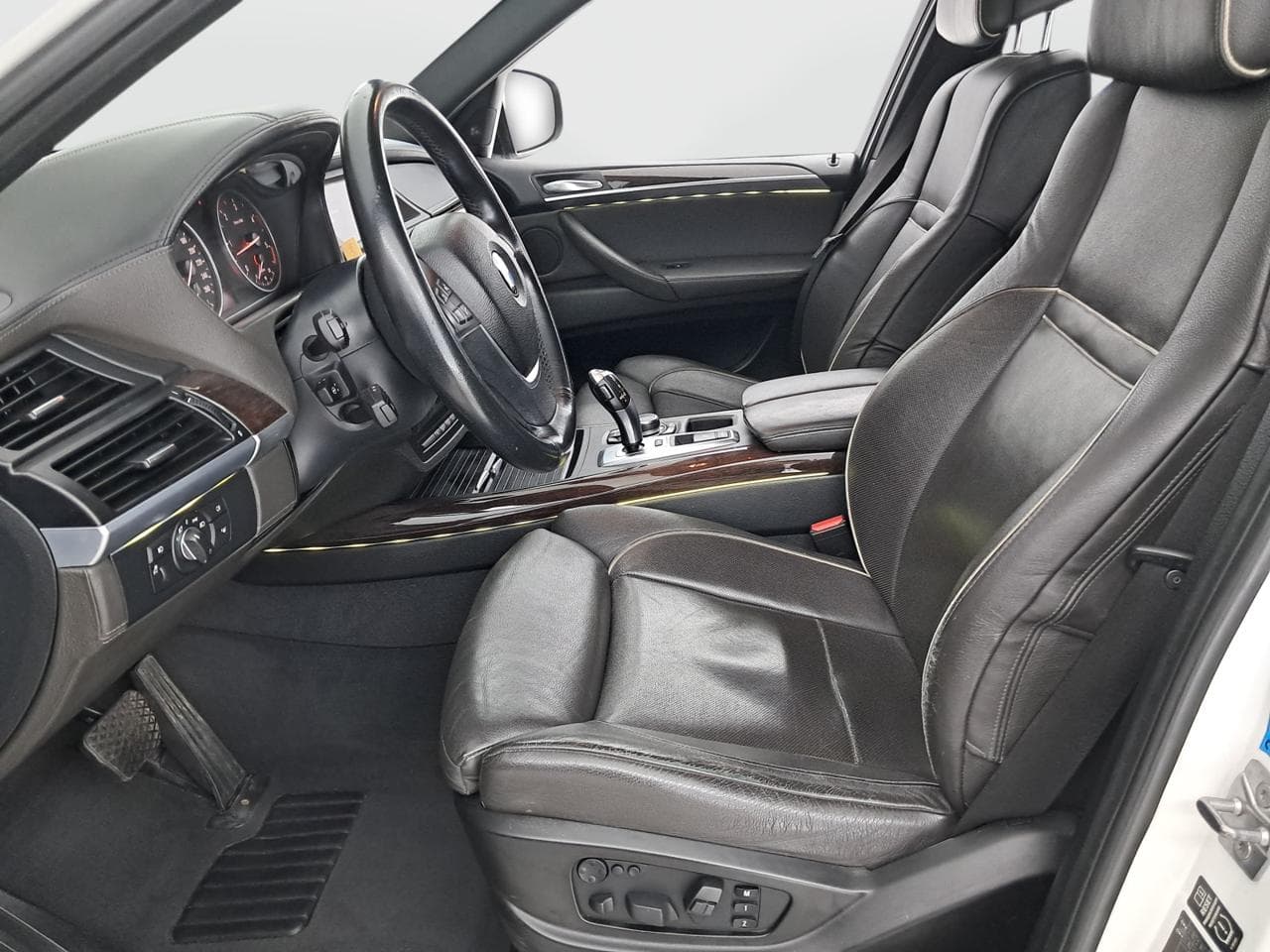 2012 BMW X5 - 16