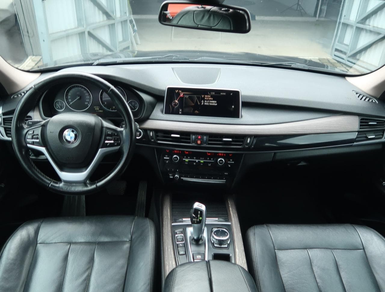 2015 BMW X5 - 10