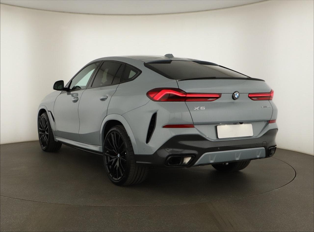 2025 BMW X6 - 5