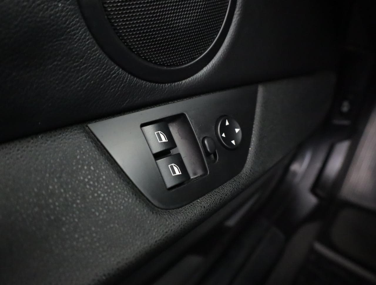 2010 BMW Z4 - 16