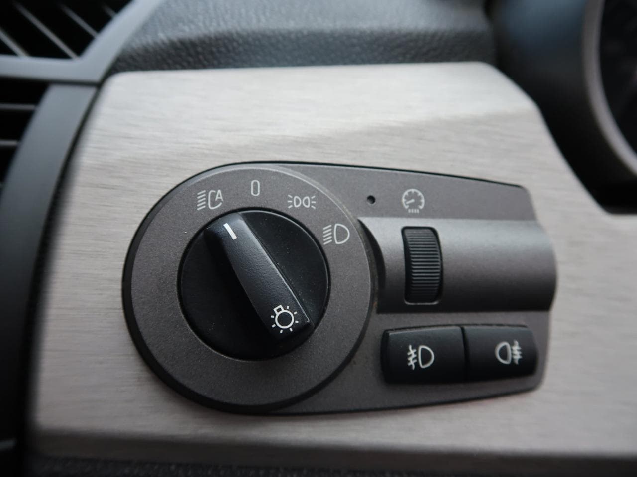 2003 BMW Z4 - 34