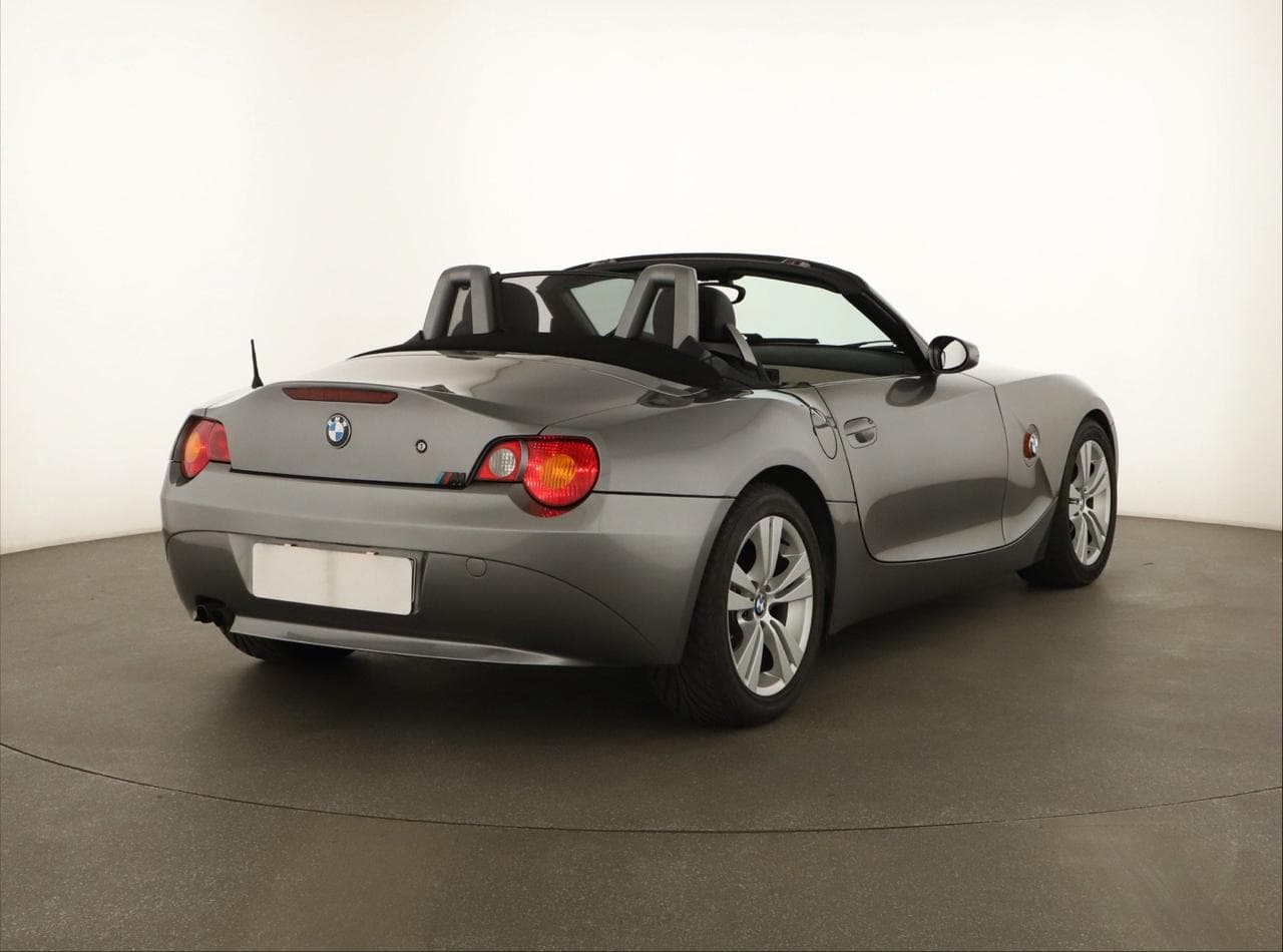 2004 BMW Z4 - 7