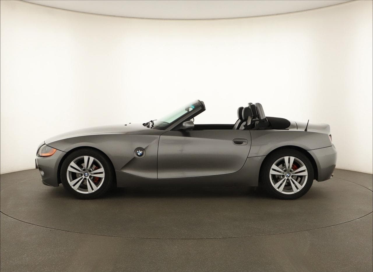 2004 BMW Z4 - 4