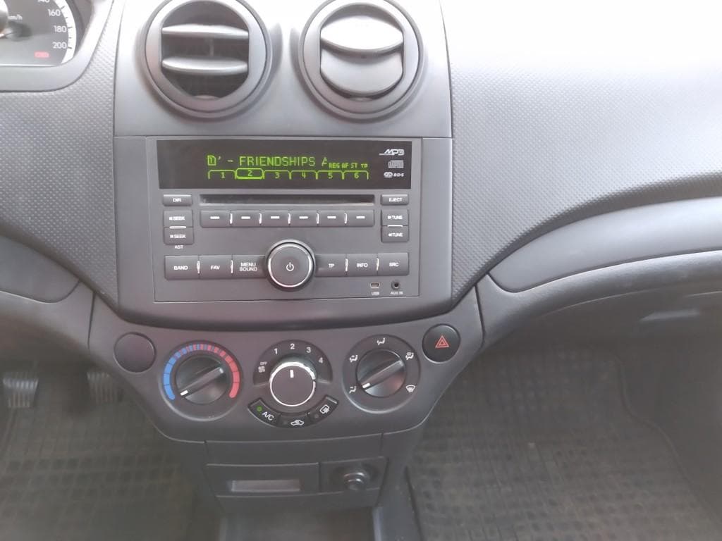 Chevrolet AVEO - 6