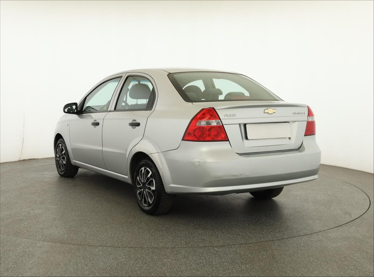2010 Chevrolet AVEO - 5