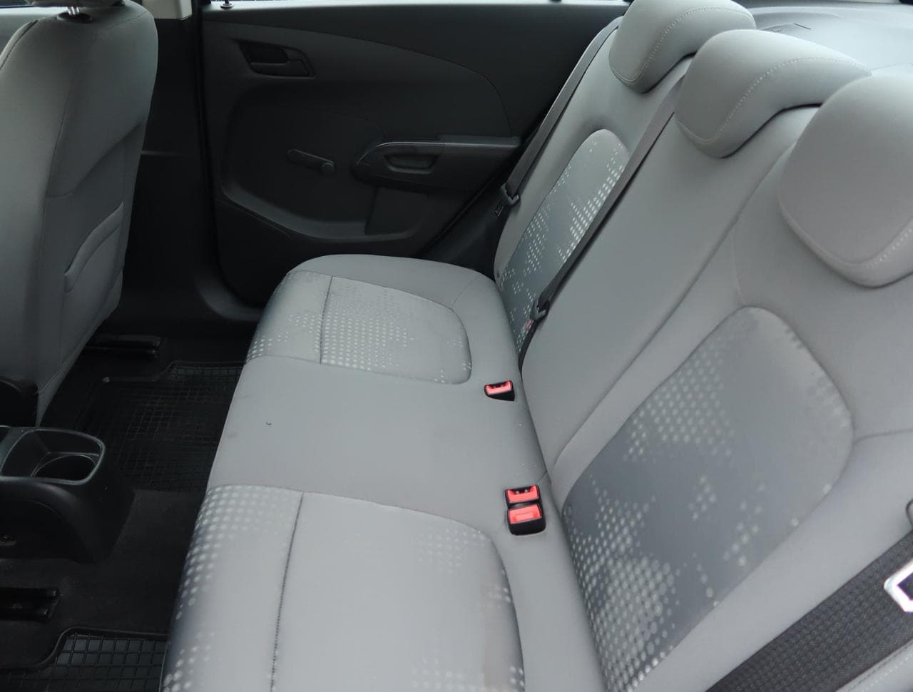 2012 Chevrolet AVEO - 29