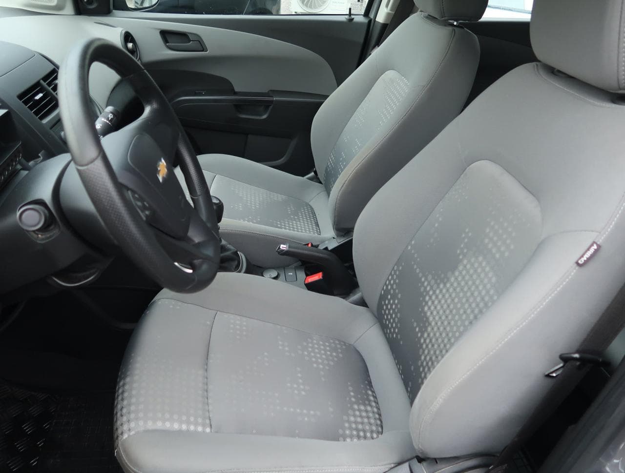 2012 Chevrolet AVEO - 31