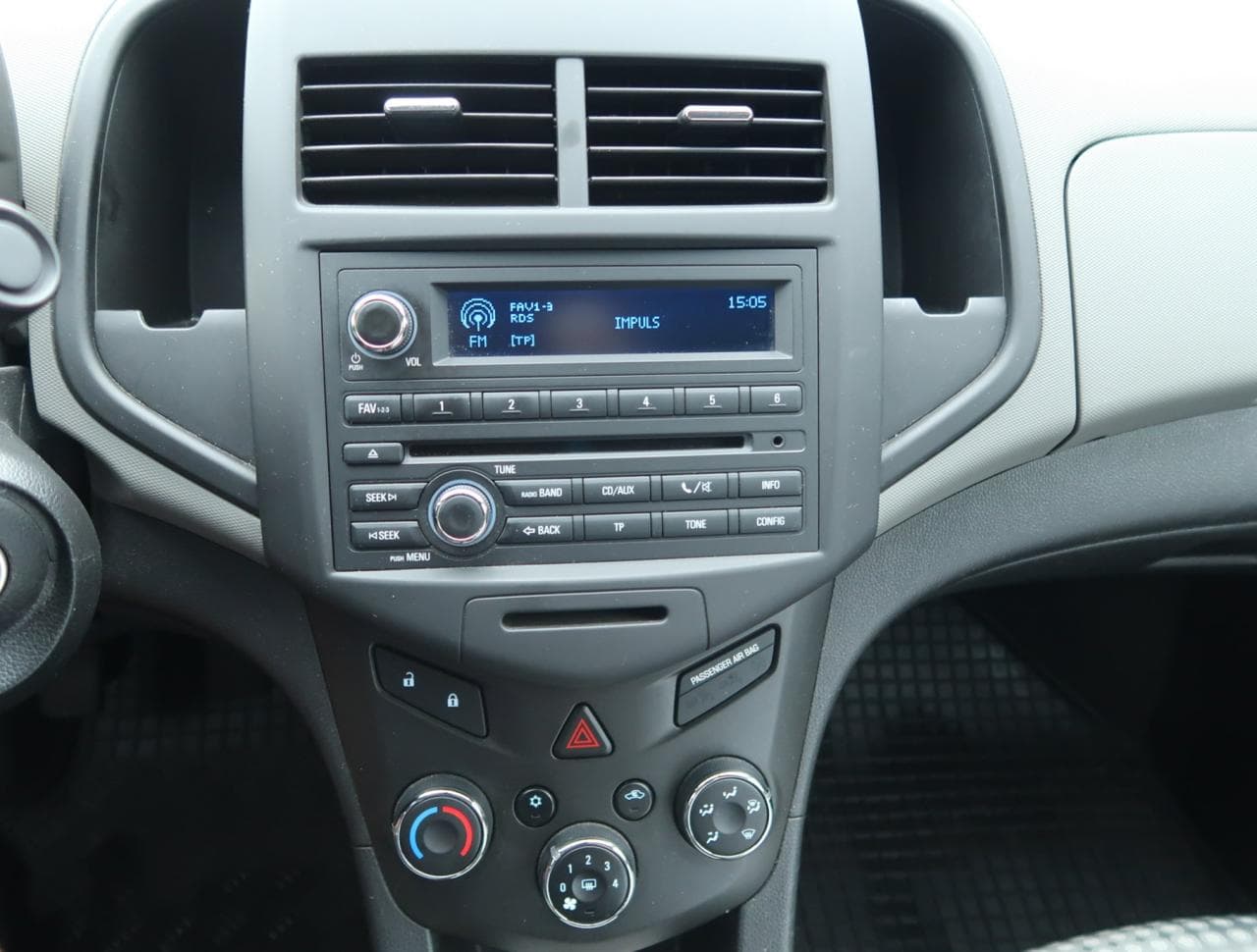 2012 Chevrolet AVEO - 35