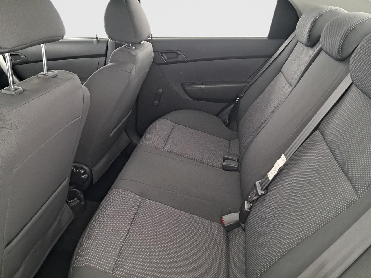 2011 Chevrolet AVEO - 15
