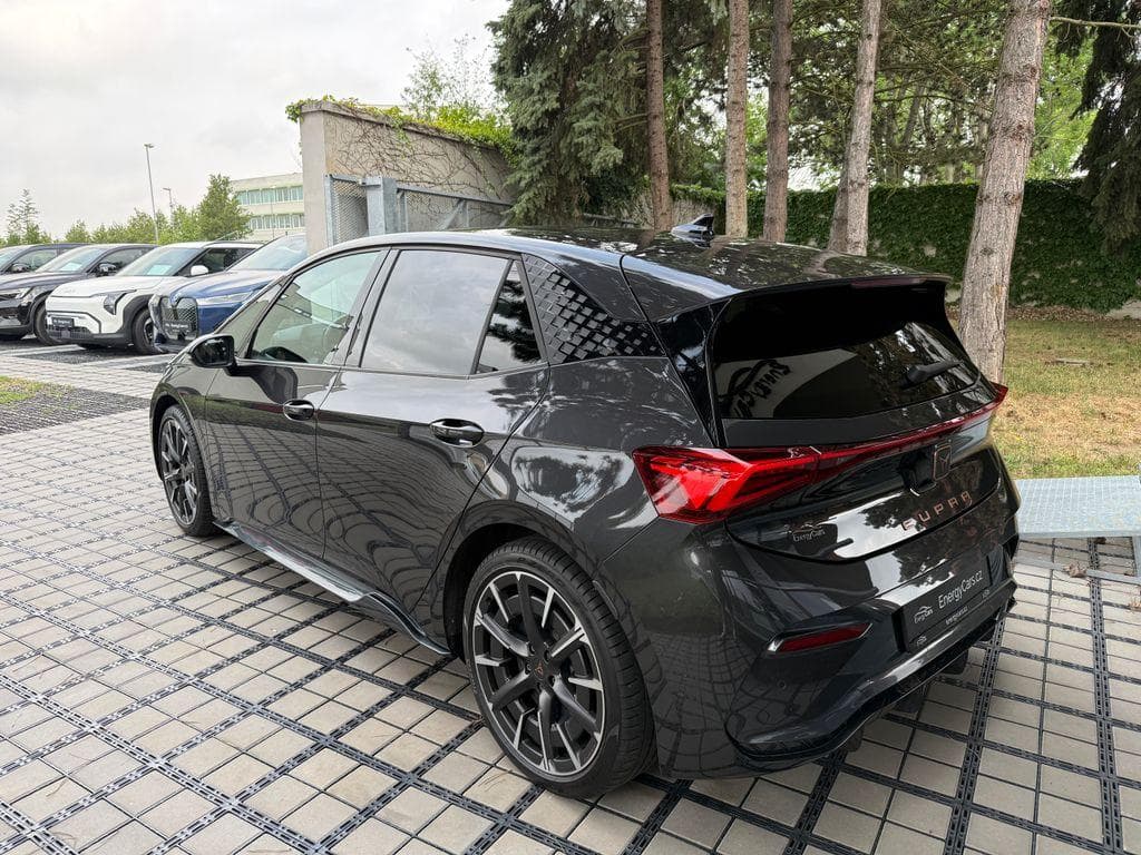 2022 Cupra BORN - 4