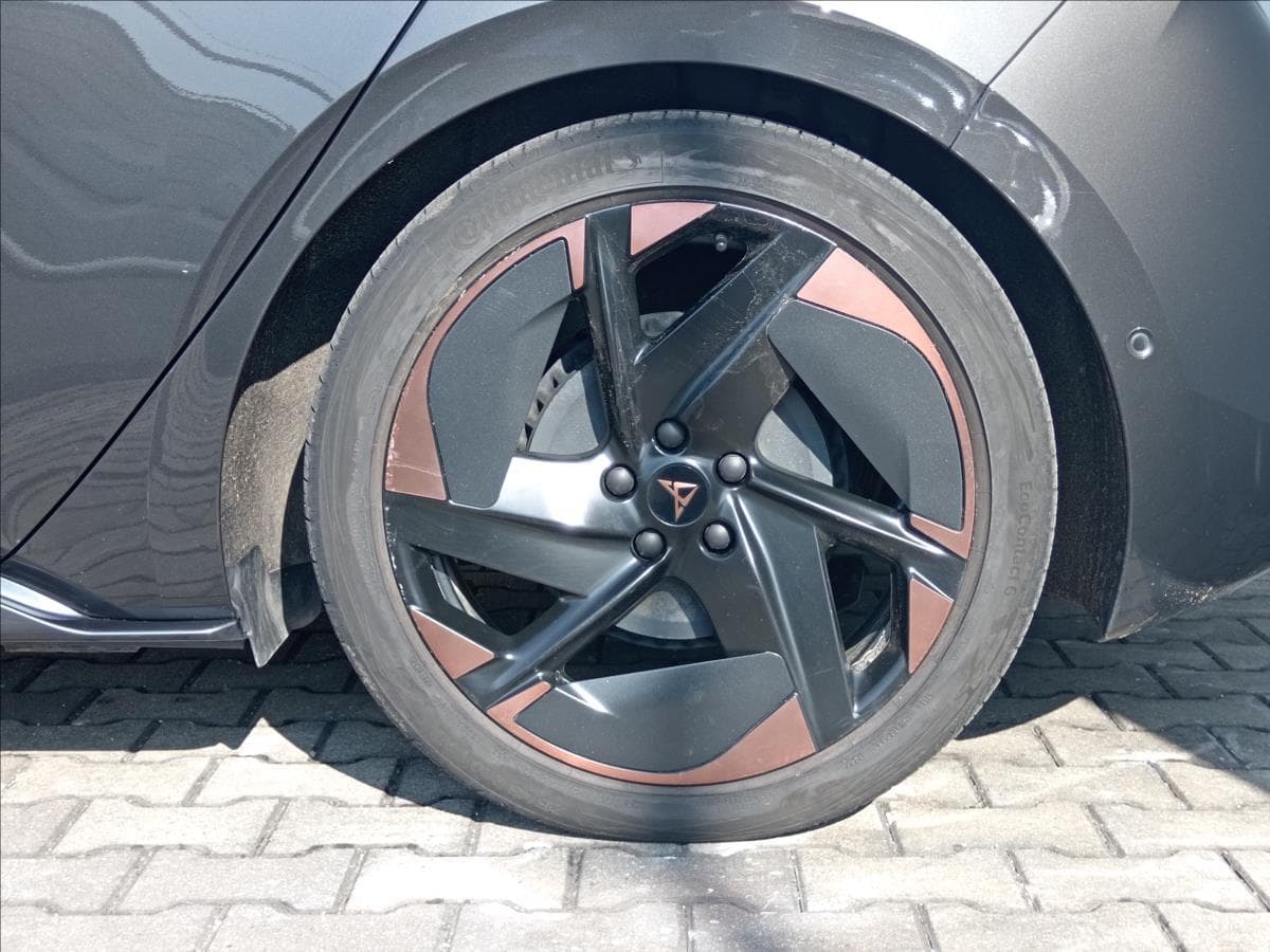 2022 Cupra BORN - 9