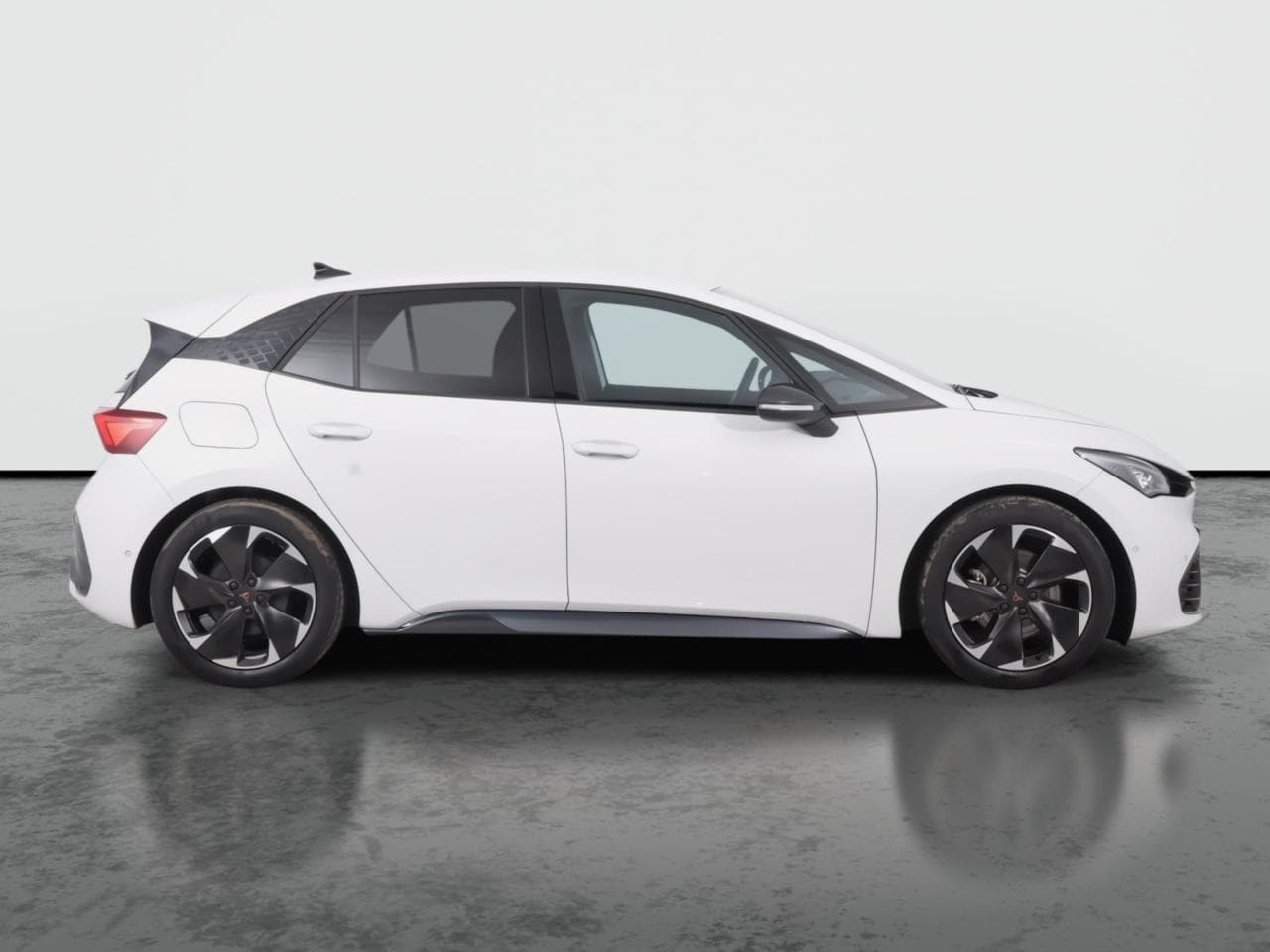 2022 Cupra BORN - 8