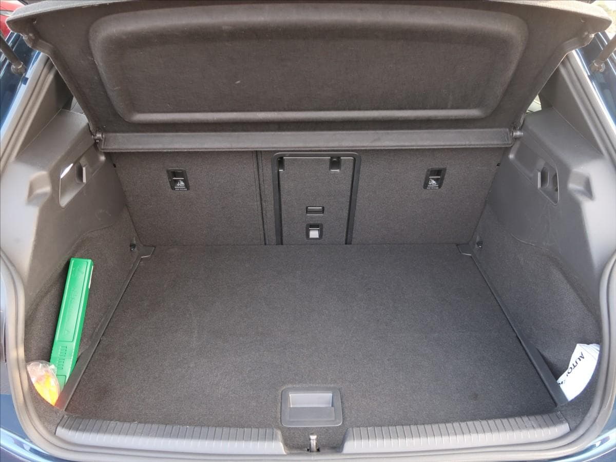 2023 Cupra Born - 33