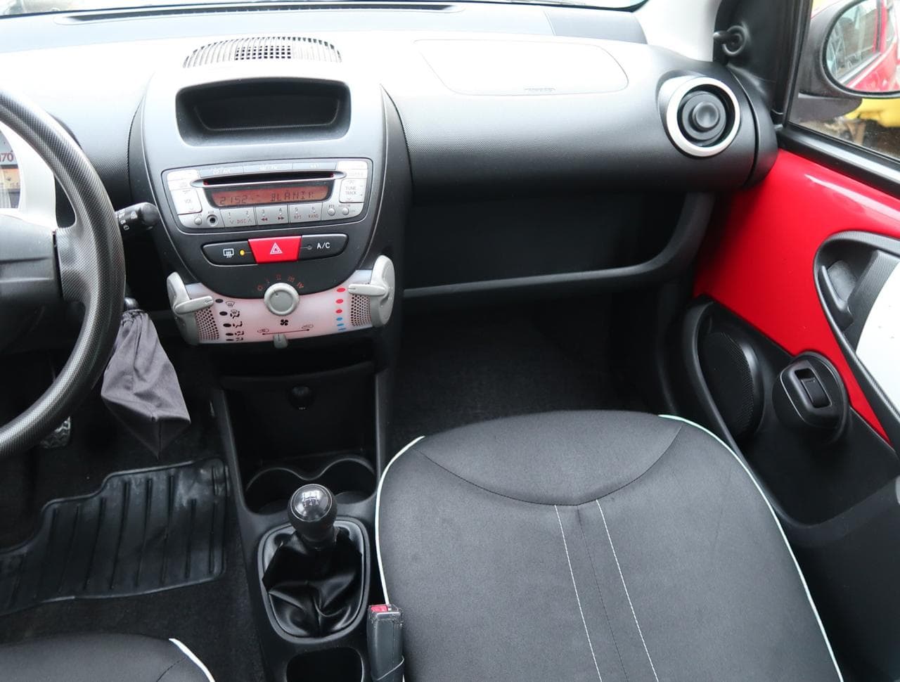 2013 Citroen C1 - 11