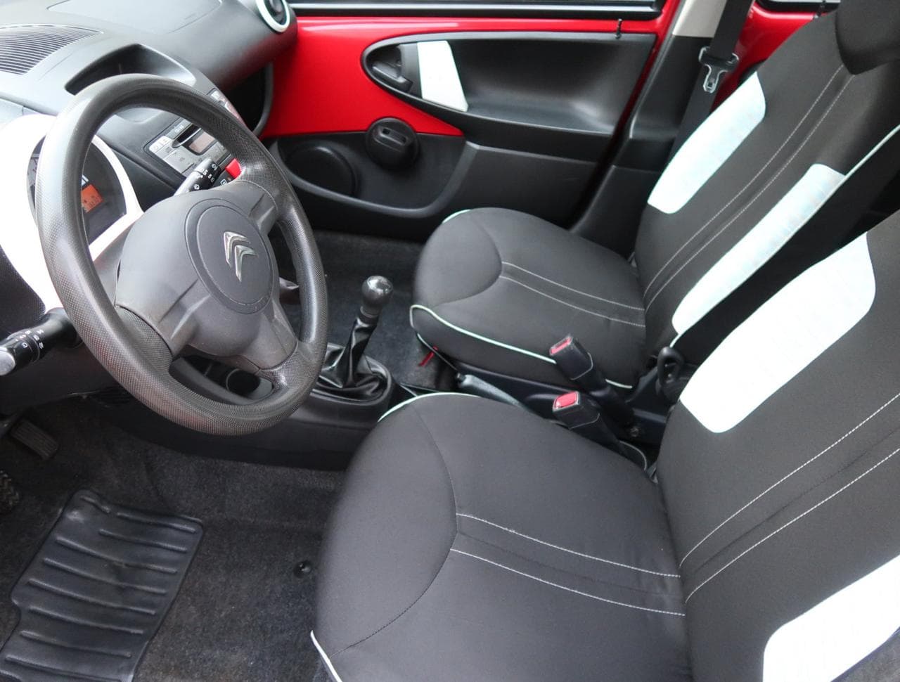 2013 Citroen C1 - 14