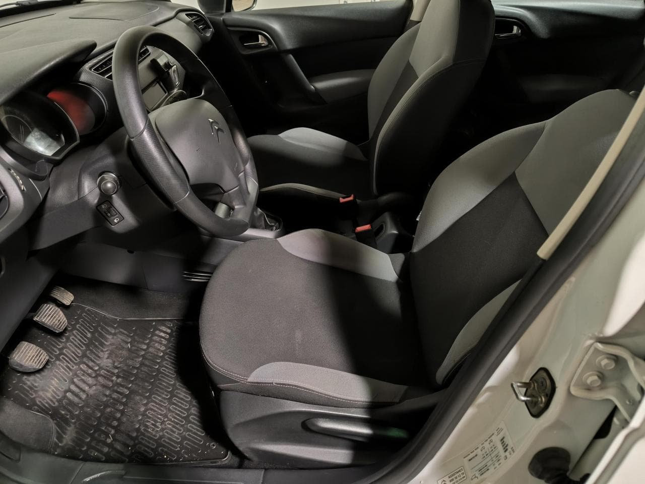 2012 Citroen C3 - 9