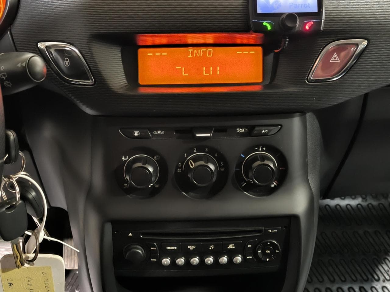 2012 Citroen C3 - 14