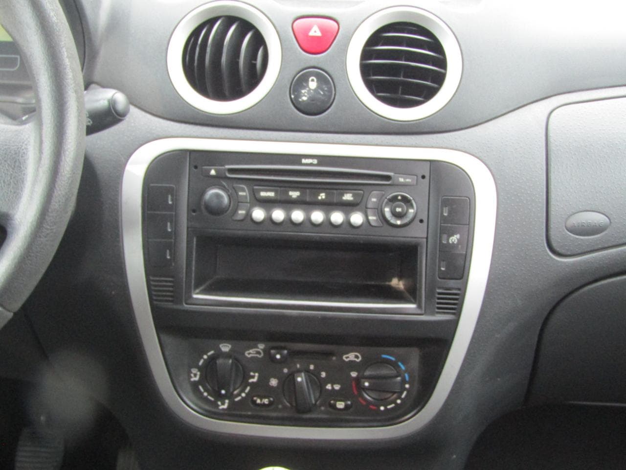 2007 Citroen C3 - 13