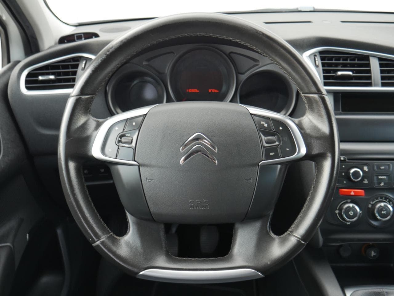 2011 Citroen C4 - 11