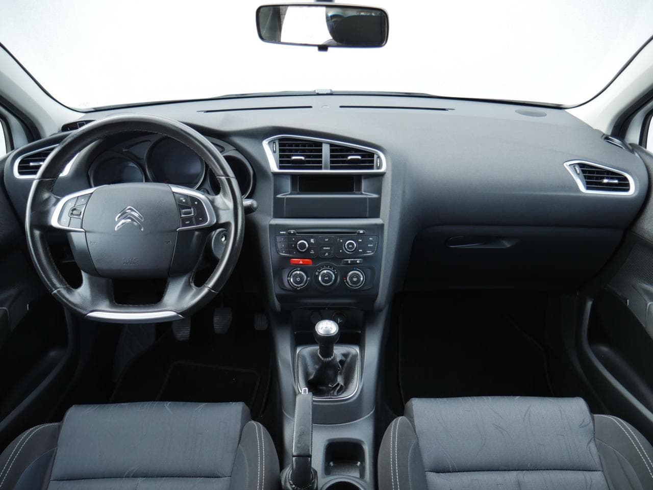 2011 Citroen C4 - 8