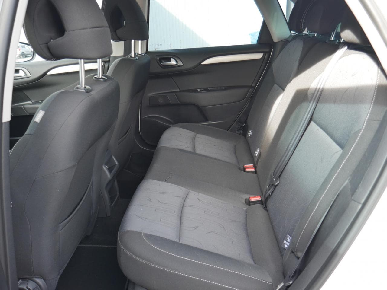 2011 Citroen C4 - 10
