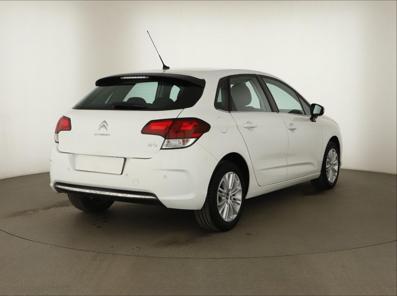 2017 Citroen C4 - 7