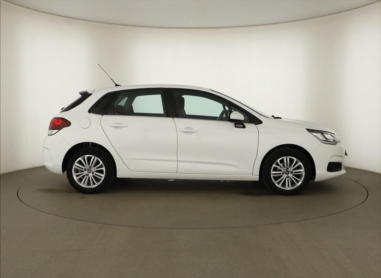 2017 Citroen C4 - 8
