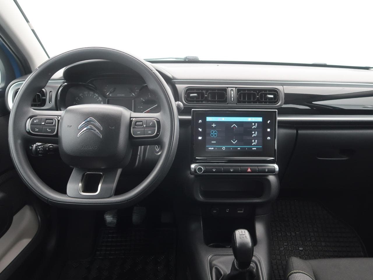 2017 Citroen C3 - 10